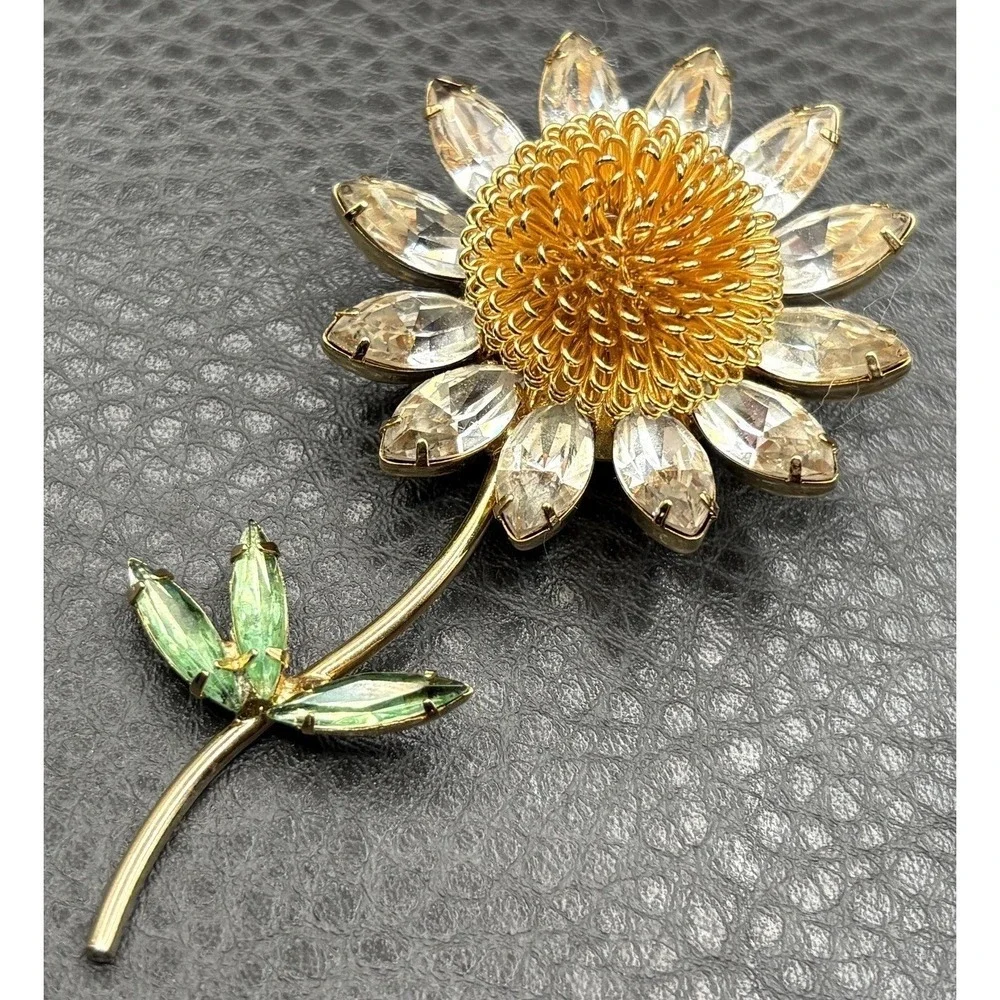 HUGE Vintage Daisy Flower Brooch Crystal Rhinestone Pin Gold Tone